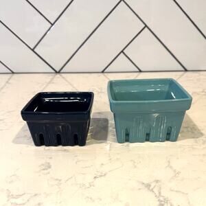 Katie Kime Berry Colander Set of 2 Nesting Bowls Navy light Blue cottage farm